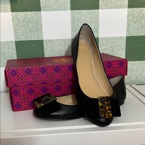 Tory Burch Chase Black Ballet Flats Size 6